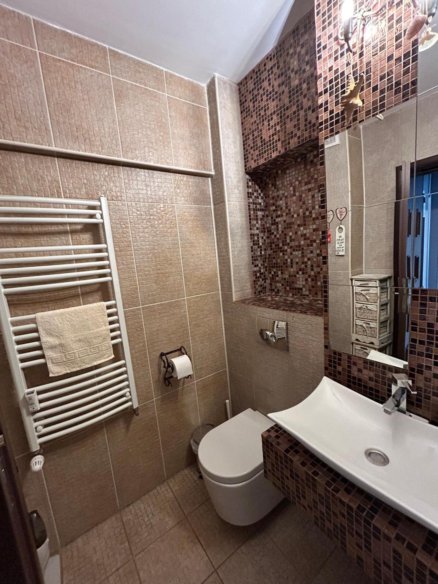 Luxury & Cosy - Infinit Apartments Bucharest Exterior photo